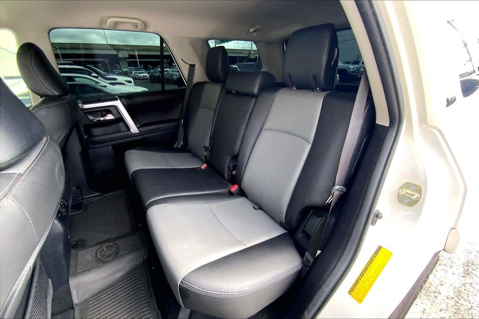 Used 2022 Toyota 4Runner SR5 Premium RWD image 29