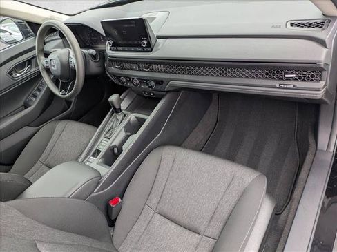 Used 2023 Honda Accord EX image 21