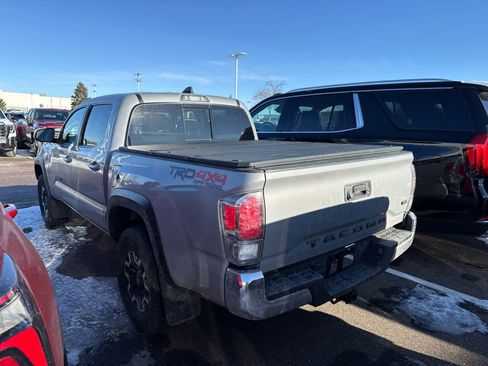 Used 2021 Toyota Tacoma TRD Off-Road image 6