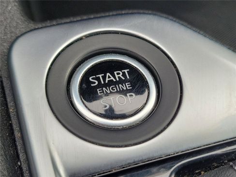 Used 2024 Nissan Sentra SV FWD image 29