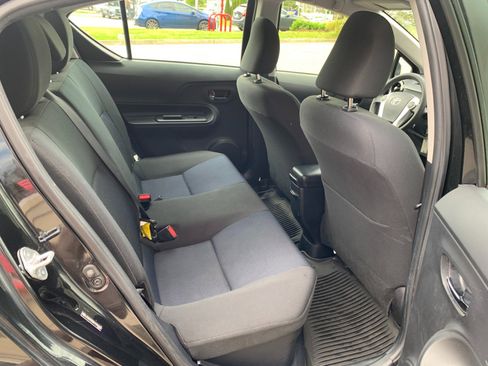 Used 2017 Toyota Prius C Two FWD image 29