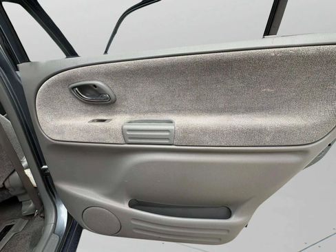 Used 2004 Suzuki XL7 LX image 18