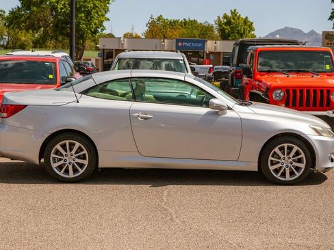 Used 2010 Lexus IS 250C RWD image 4