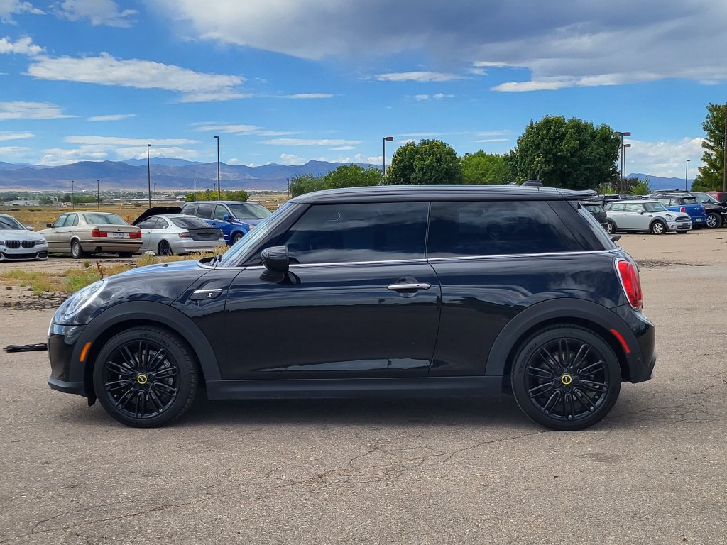 Used 2024 MINI Cooper SE FWD image 35