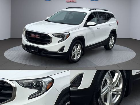 Used 2018 GMC Terrain SLE w/ Driver Convenience Package image 11