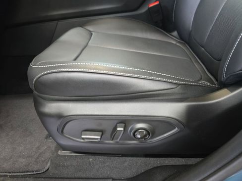 New 2026 Jeep Grand Cherokee L Limited AWD/4WD image 29