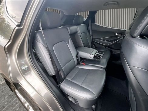 Used 2018 Hyundai Santa Fe Sport 2.0T image 28