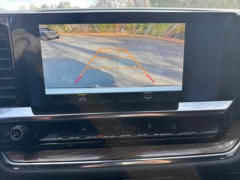 Used 2024 Chevrolet Silverado 1500 RST w/ Z71 Off-Road Package image 19