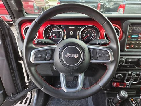 Used 2022 Jeep Wrangler Unlimited Rubicon AWD/4WD image 27