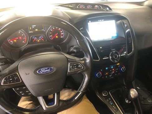 Used 2018 Ford Focus RS AWD/4WD image 14