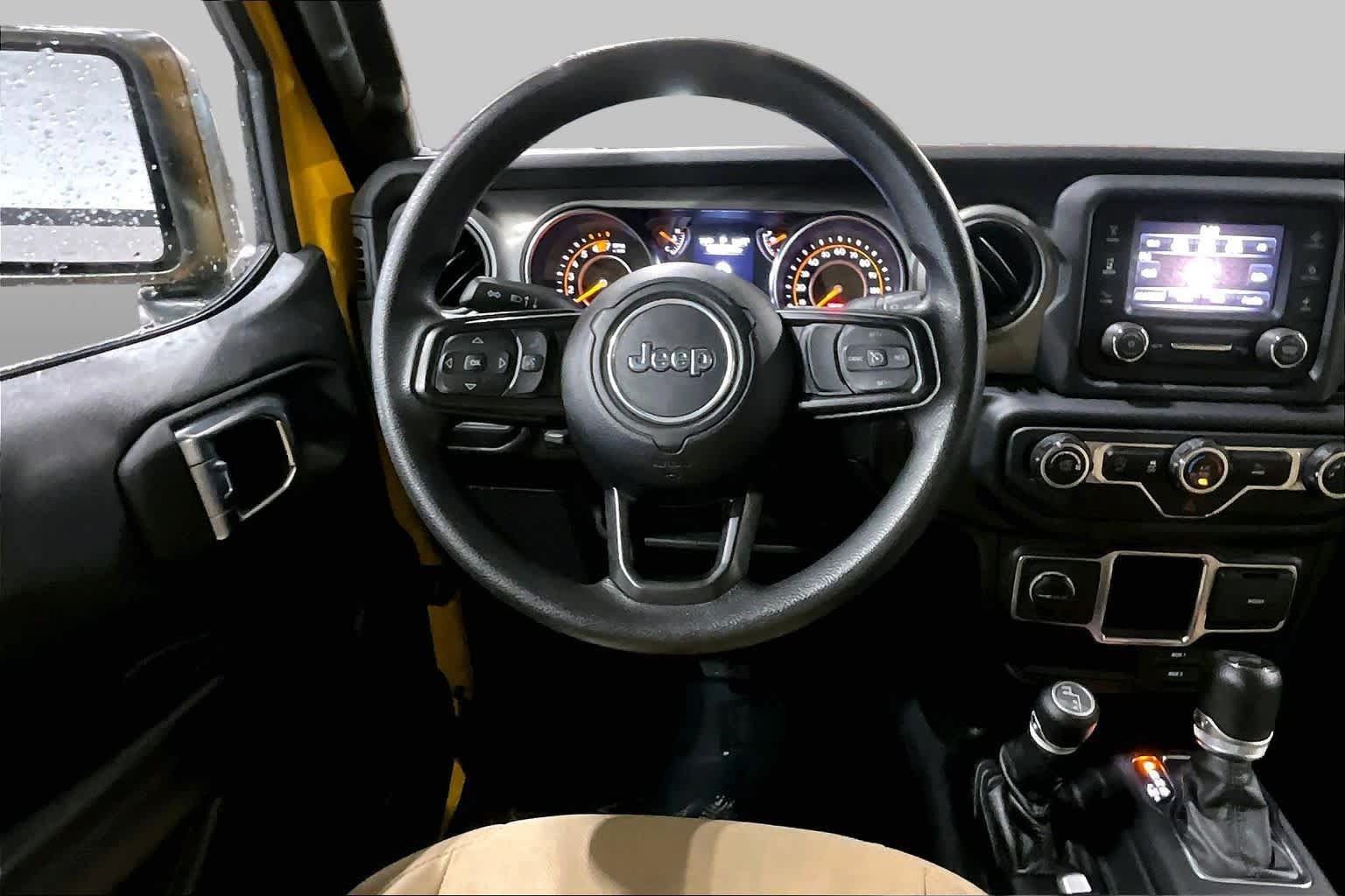 Used 2021 Jeep Wrangler Unlimited Sport AWD/4WD image 6