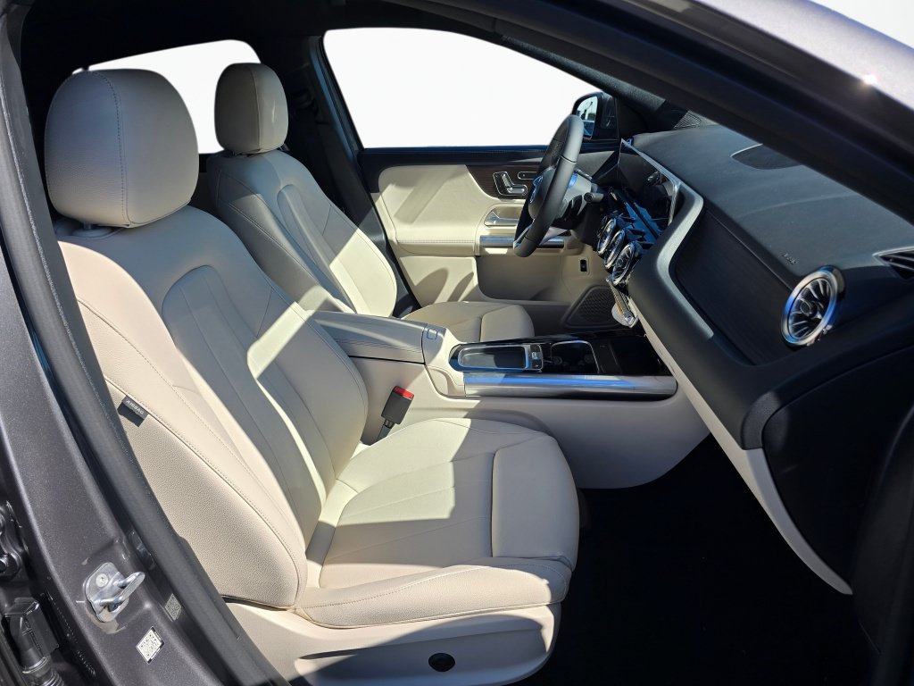 New 2026 Mercedes-Benz GLA 250 4MATIC image 23
