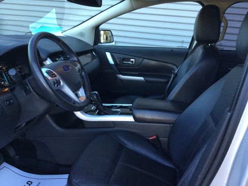 Used 2014 Ford Edge Limited AWD/4WD image 6