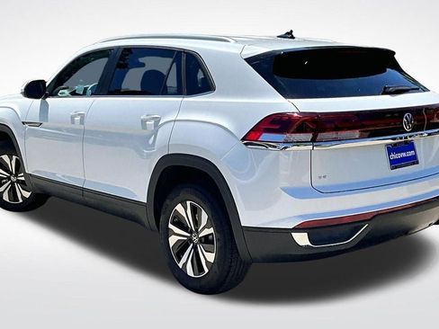 New 2026 Volkswagen Atlas Cross Sport SE AWD/4WD image 13