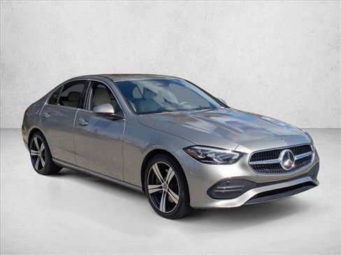 Used 2024 Mercedes-Benz C 300 Sedan image 3