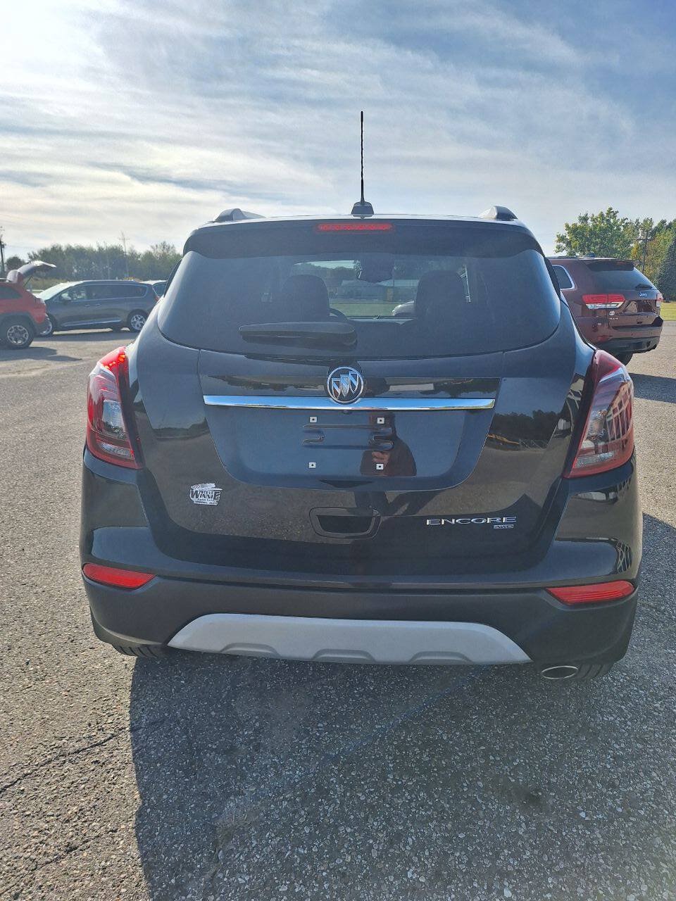 Used 2019 Buick Encore Preferred AWD/4WD image 4