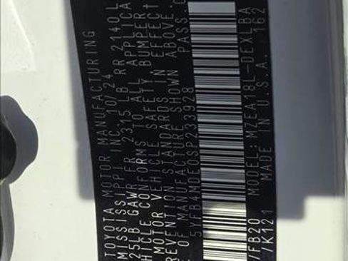 Used 2025 Toyota Corolla LE image 23