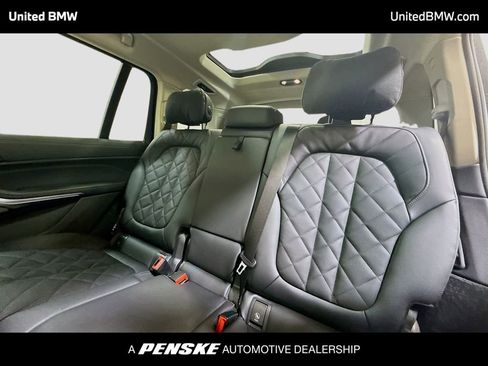 Used 2026 BMW X7 xDrive40i w/ Premium Package AWD/4WD image 13