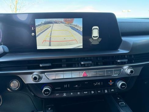 Used 2024 Kia Telluride S w/ S Sunroof Package image 18