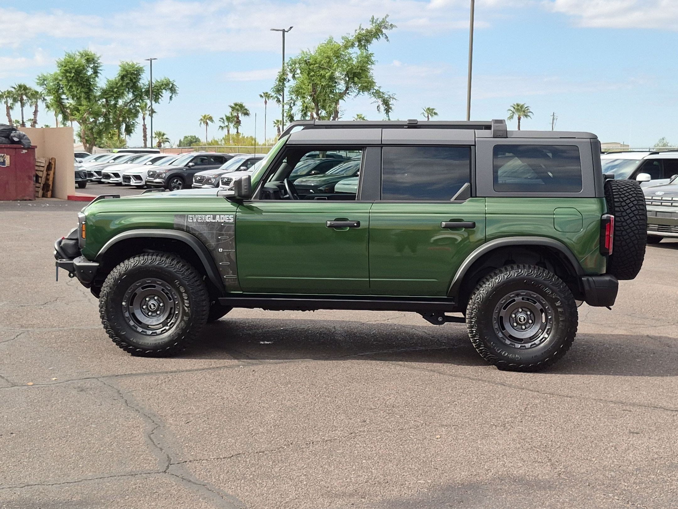Used 2024 Ford Bronco Everglades AWD/4WD image 9