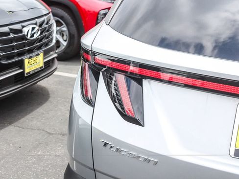 Certified 2023 Hyundai Tucson SEL AWD/4WD image 8