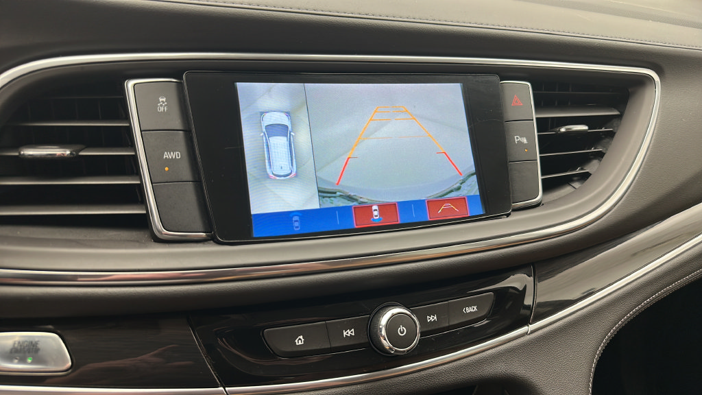 Used 2019 Buick Enclave Essence AWD/4WD image 19