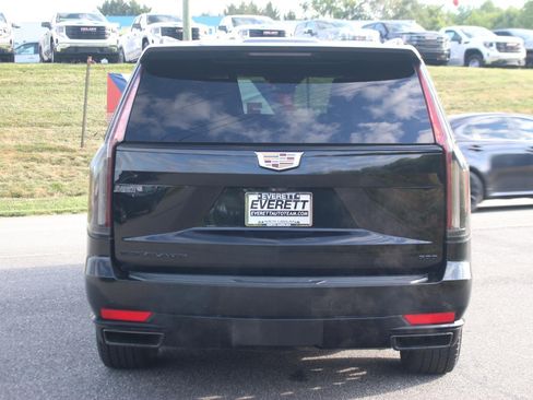 Used 2021 Cadillac Escalade ESV Sport Platinum AWD/4WD image 5