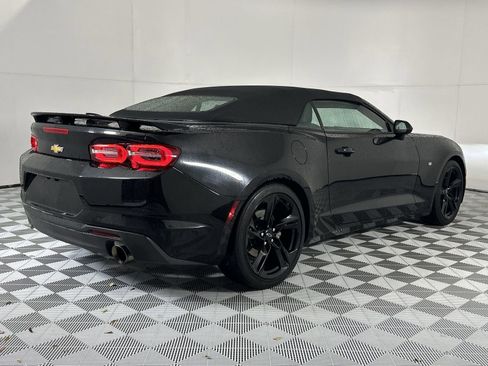 Used 2023 Chevrolet Camaro LT RWD image 8