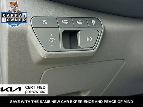 Certified 2025 Kia EV9 GT-Line AWD/4WD image 12