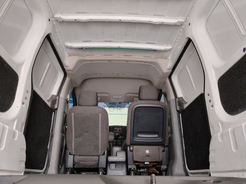 Used 2017 Nissan NV200 S image 40