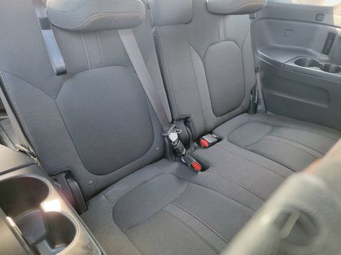 Used 2023 Honda Pilot Sport image 13