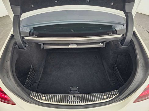 Used 2018 Mercedes-Benz S 560 Sedan image 14