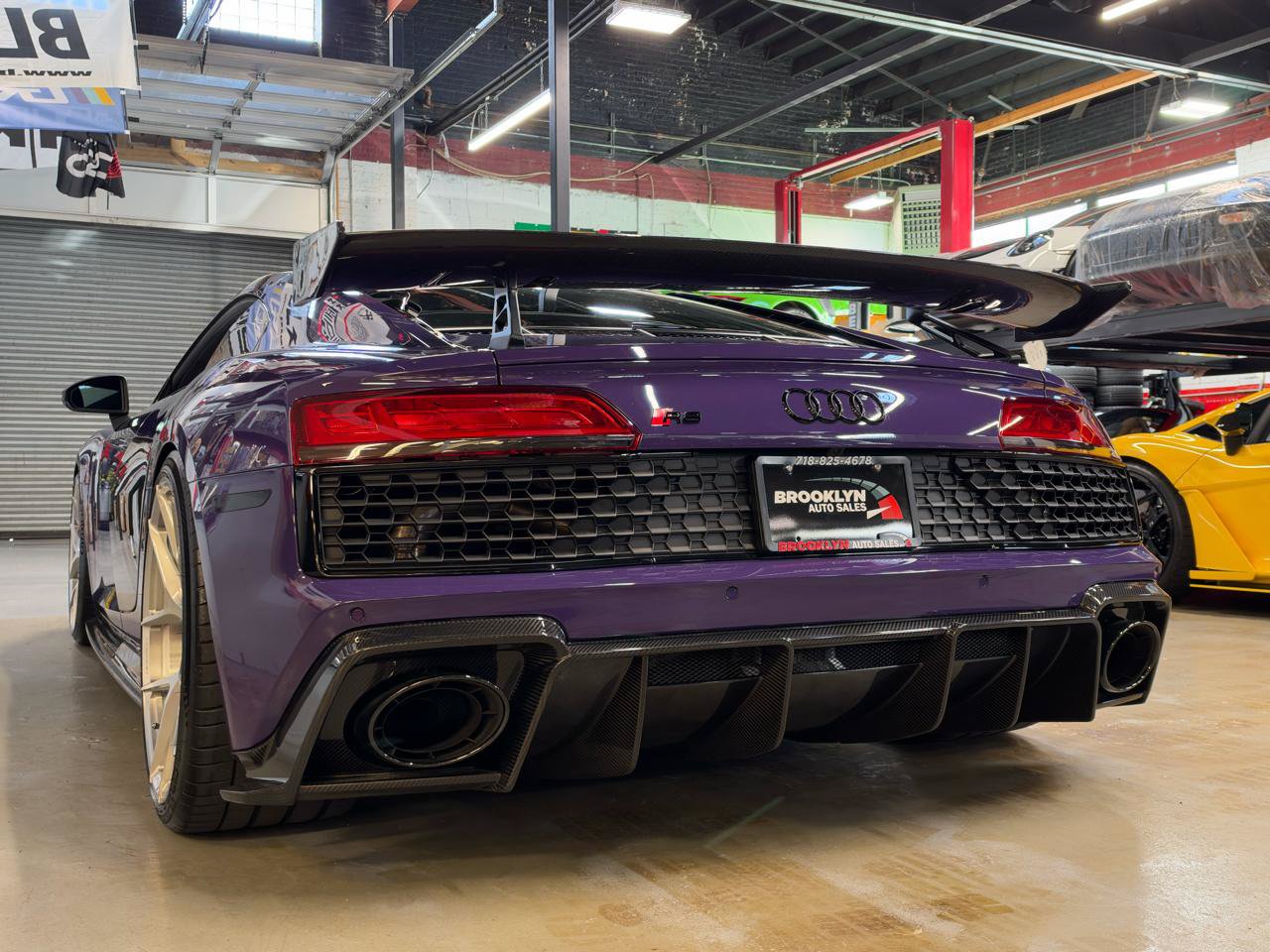 Used 2022 Audi R8 V10 performance RWD image 10