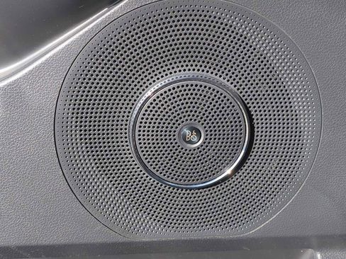 Used 2023 Ford Expedition Limited image 25