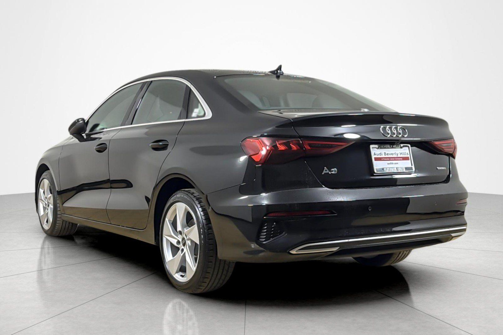 Used 2023 Audi A3 2.0T Premium Plus w/ Premium Plus Package AWD/4WD image 3