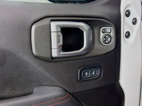 Used 2023 Jeep Wrangler Unlimited Rubicon 4xe AWD/4WD image 21