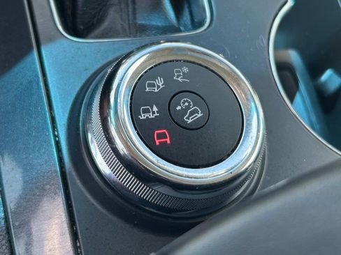 Used 2019 Ford Explorer Limited w/ Limited Luxury Package image 15