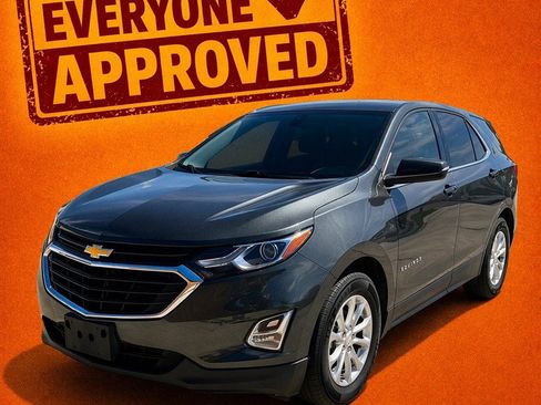 Used 2018 Chevrolet Equinox LT image 1