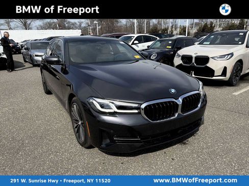 Used 2022 BMW 540i xDrive w/ Premium Package image 1
