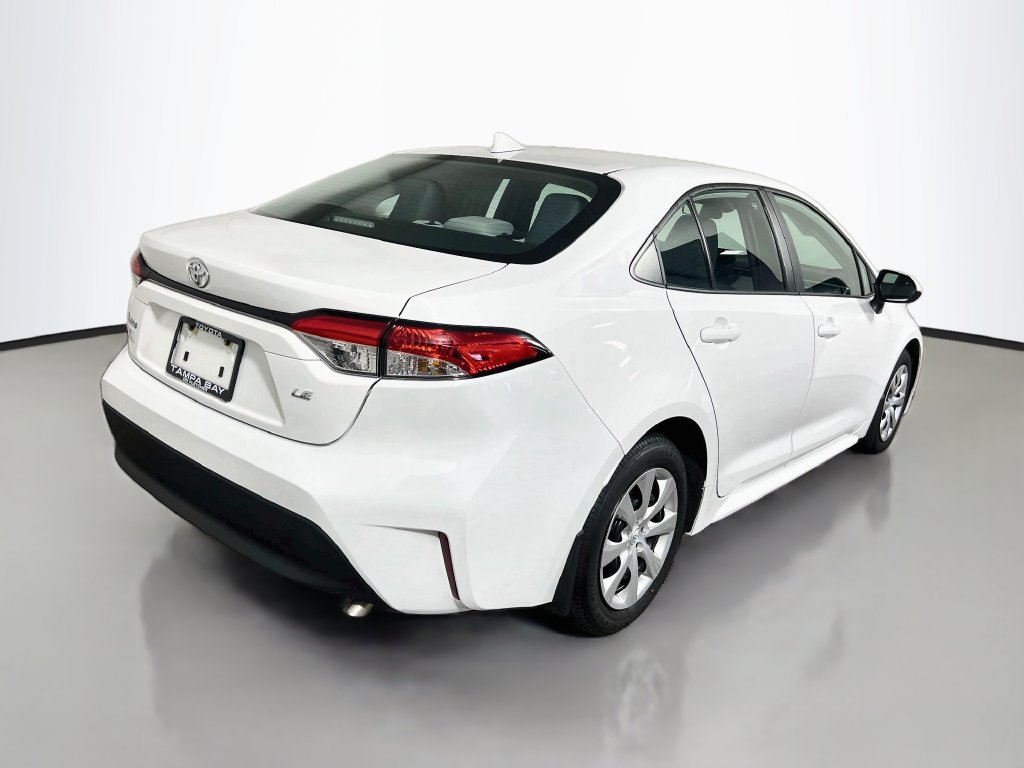 Used 2025 Toyota Corolla LE FWD image 3