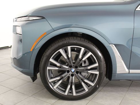 New 2026 BMW X7 xDrive40i w/ Premium Package image 21