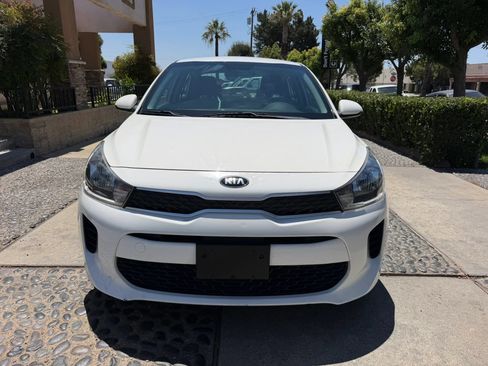 Used 2019 Kia Rio S FWD image 2