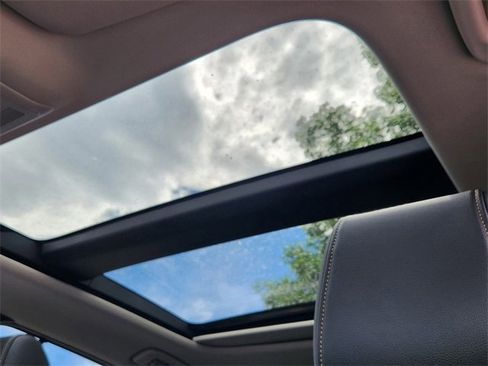 New 2025 MAZDA CX-70 Plug-In Hybrid w/ Premium Pkg image 16