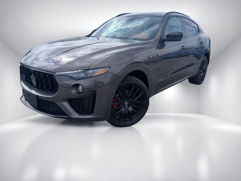 Used 2022 Maserati Levante GT AWD/4WD image 2
