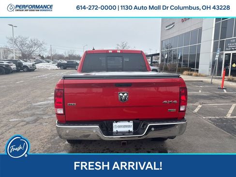 Used 2019 RAM 1500 Classic SLT w/ Luxury Group image 5