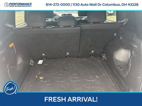 Used 2018 Jeep Renegade Latitude image 14