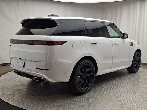 New 2026 Land Rover Range Rover Sport Dynamic SE AWD/4WD image 3