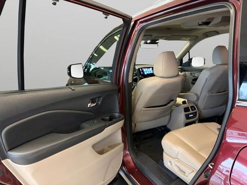 Used 2020 Honda Pilot Elite image 14