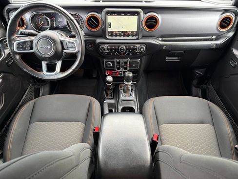 Used 2023 Jeep Gladiator Mojave w/ LED Lighting Group AWD/4WD image 24