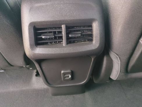 Used 2024 GMC Terrain SLE w/ Driver Convenience Package AWD/4WD image 21